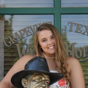 Meet your Posher, Brianna